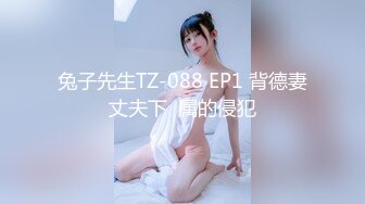 满足偷窥欲厕所看妹子尿尿