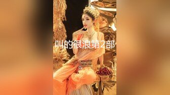 5女两男多人淫乱，扒掉裤子一顿操，女女互舔奶子，场面很是淫荡，骑乘位抽插，埋头轮流吃屌