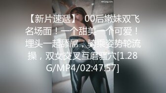 新人！巨乳御姐~奶子超大~【小白兔】口交~乳交~白浆直流，这奶子真是够大，看的口水直流