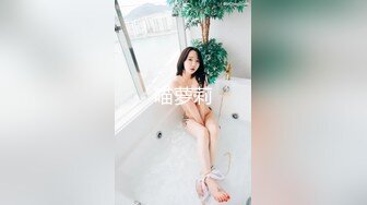 丽水绿帽媳妇当着老公面被单男深喉口爆.