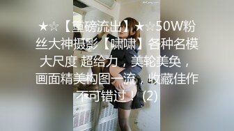 清纯美妇长相很像刘亦菲 游泳池泳装被无套内射